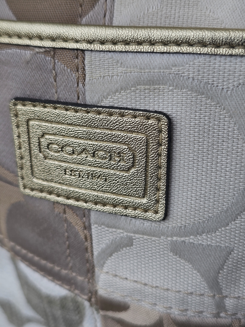 Coach Patch Patchwork Signature Crossbody Bag in Neutral Beige - Picture 4 of 16